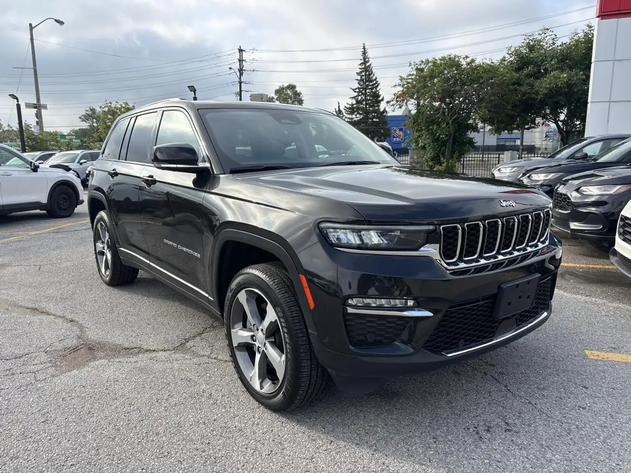 Jeep Grand Cherokee снимка Jeep Grand Cherokee