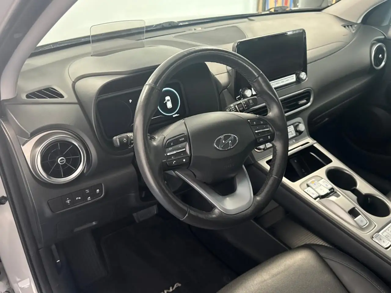 Hyundai KONA photo Hyundai KONA