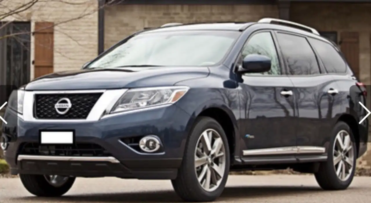 Nissan Pathfinder photo Nissan Pathfinder