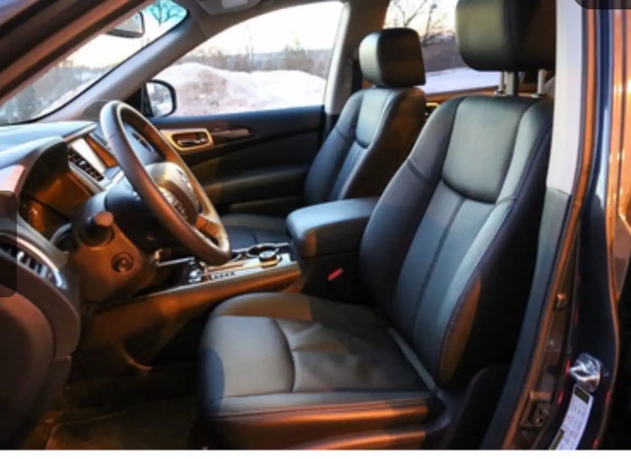 Nissan Pathfinder photo Nissan Pathfinder