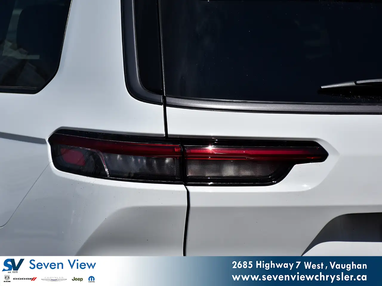 Jeep Grand Cherokee photo Jeep Grand Cherokee