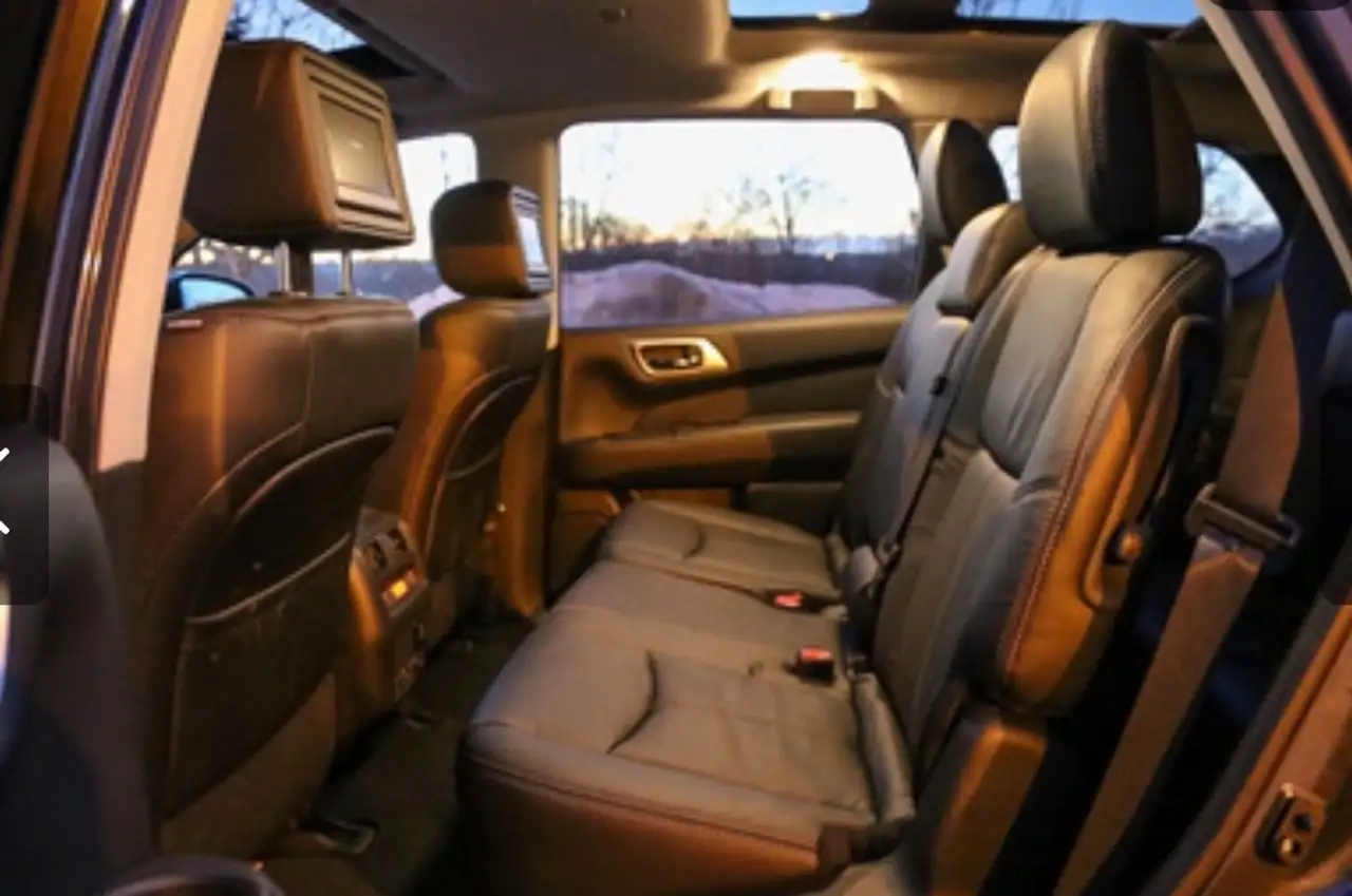 Nissan Pathfinder photo Nissan Pathfinder