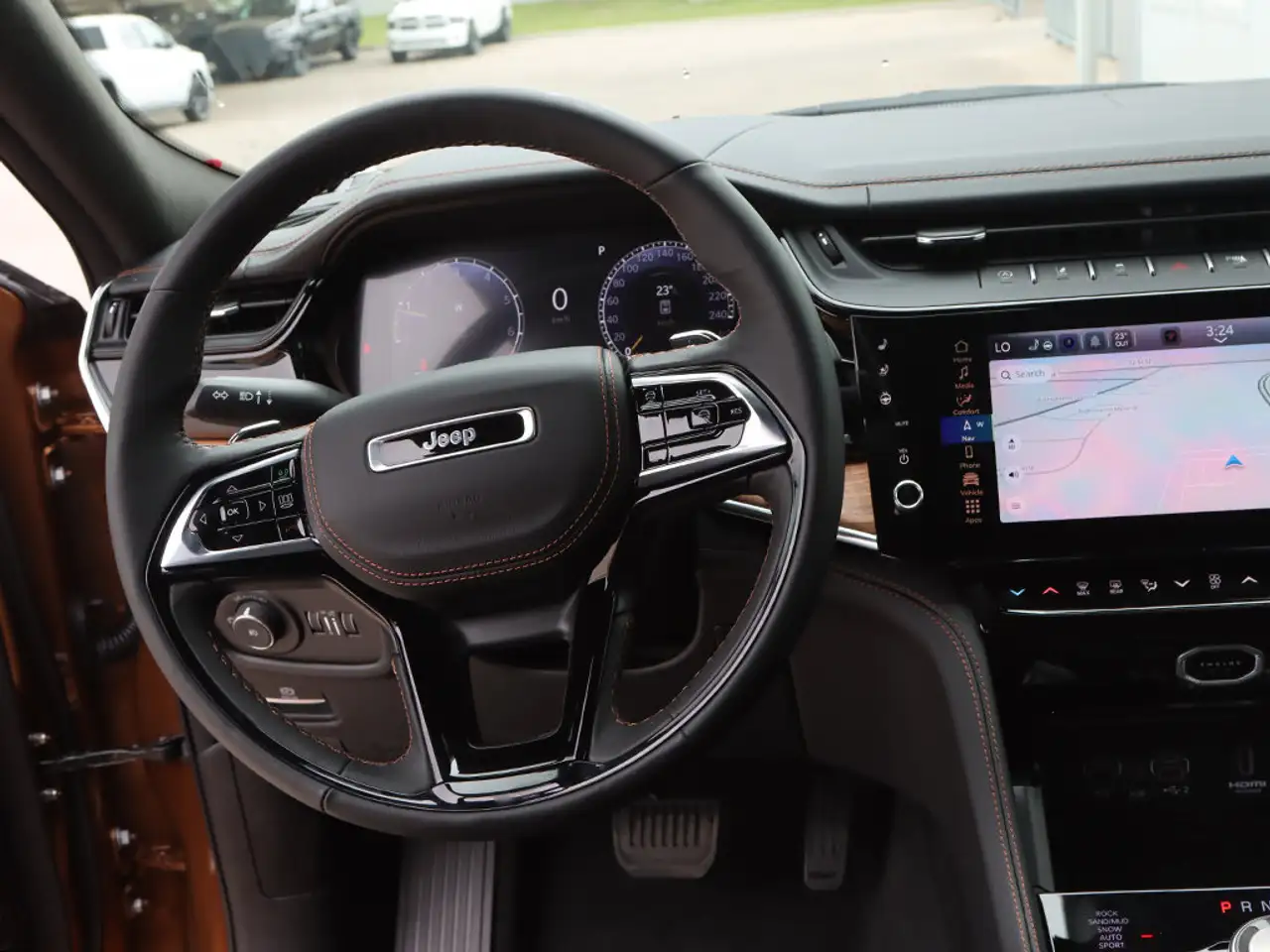 Jeep Grand Cherokee photo Jeep Grand Cherokee
