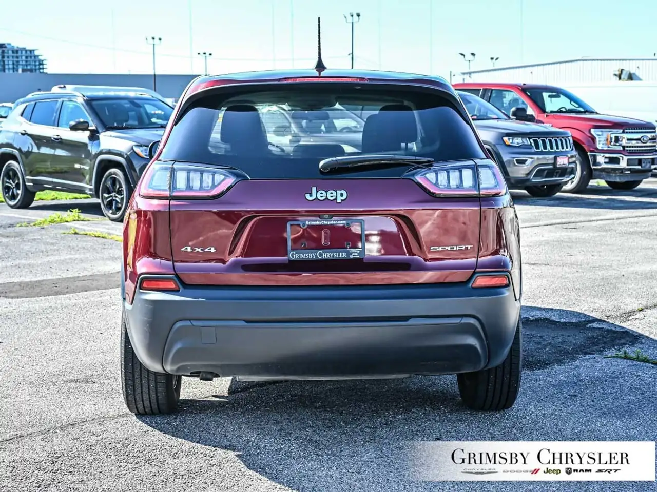 Jeep Cherokee photo Jeep Cherokee