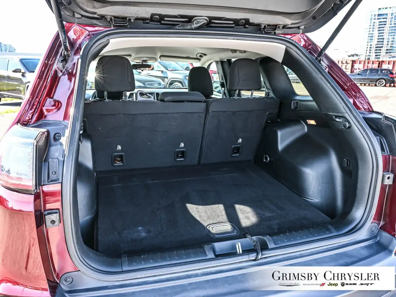 Jeep Cherokee photo Jeep Cherokee