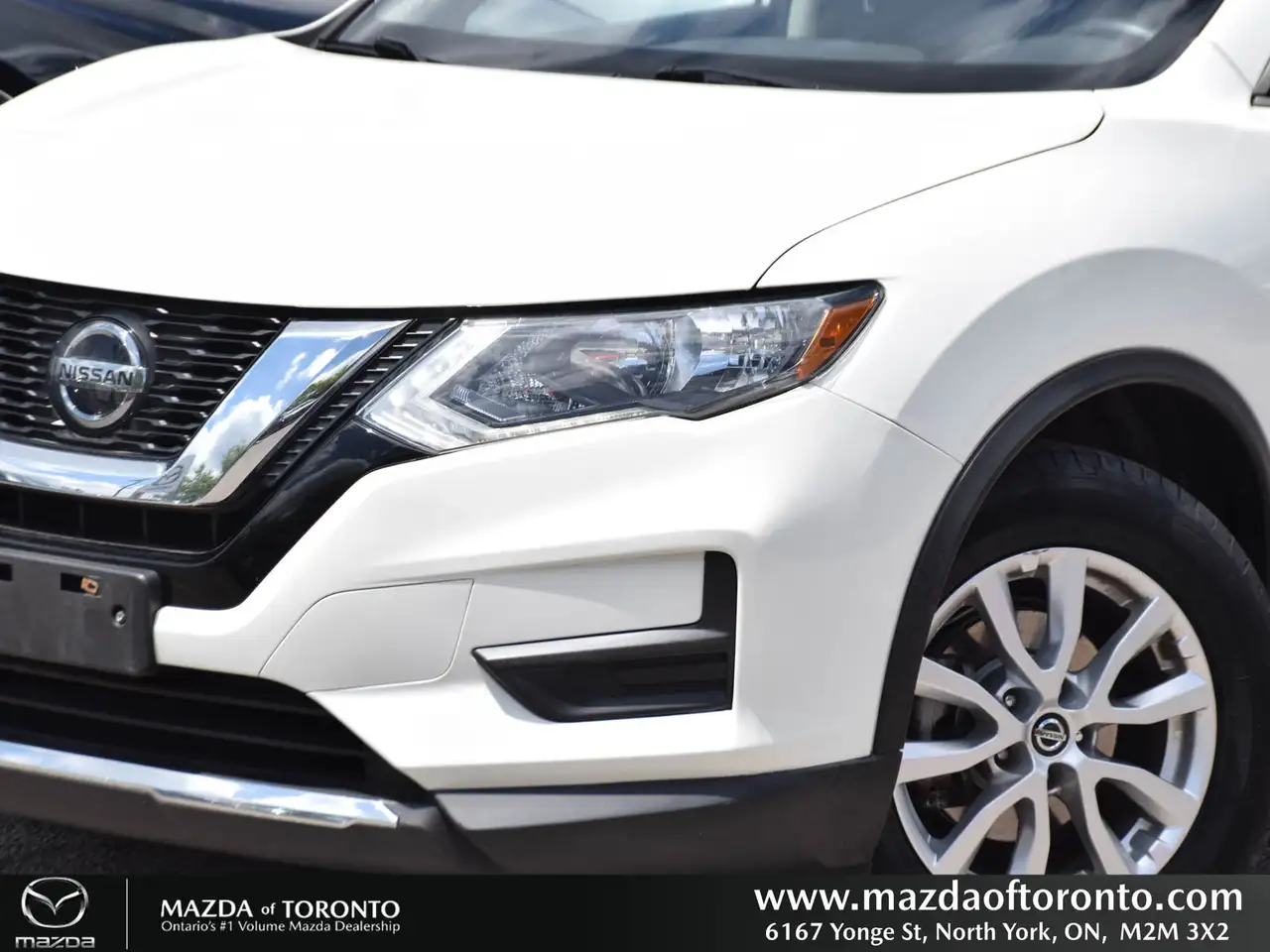 Nissan Rogue fotografie Nissan Rogue
