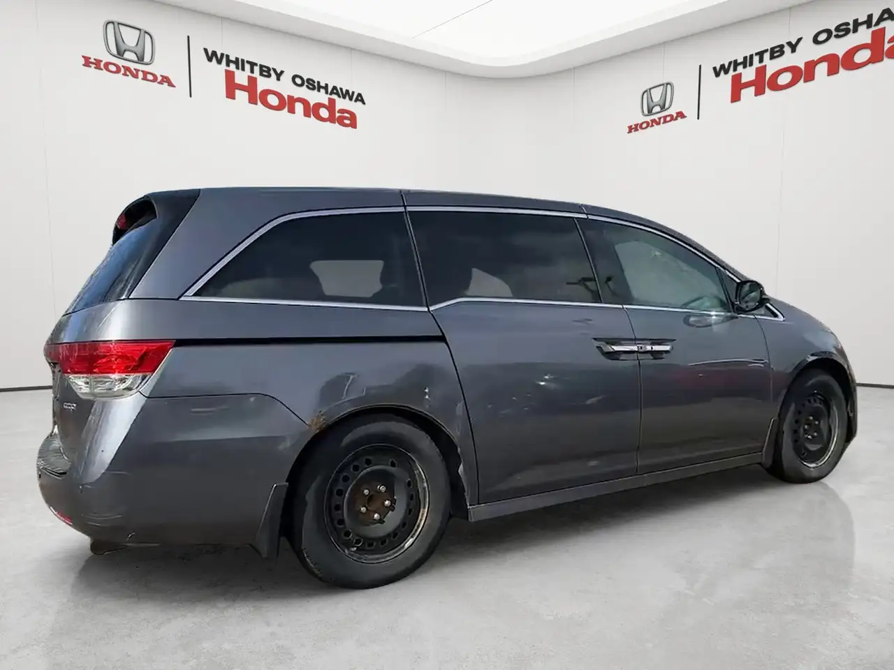 Honda Odyssey снимка Honda Odyssey