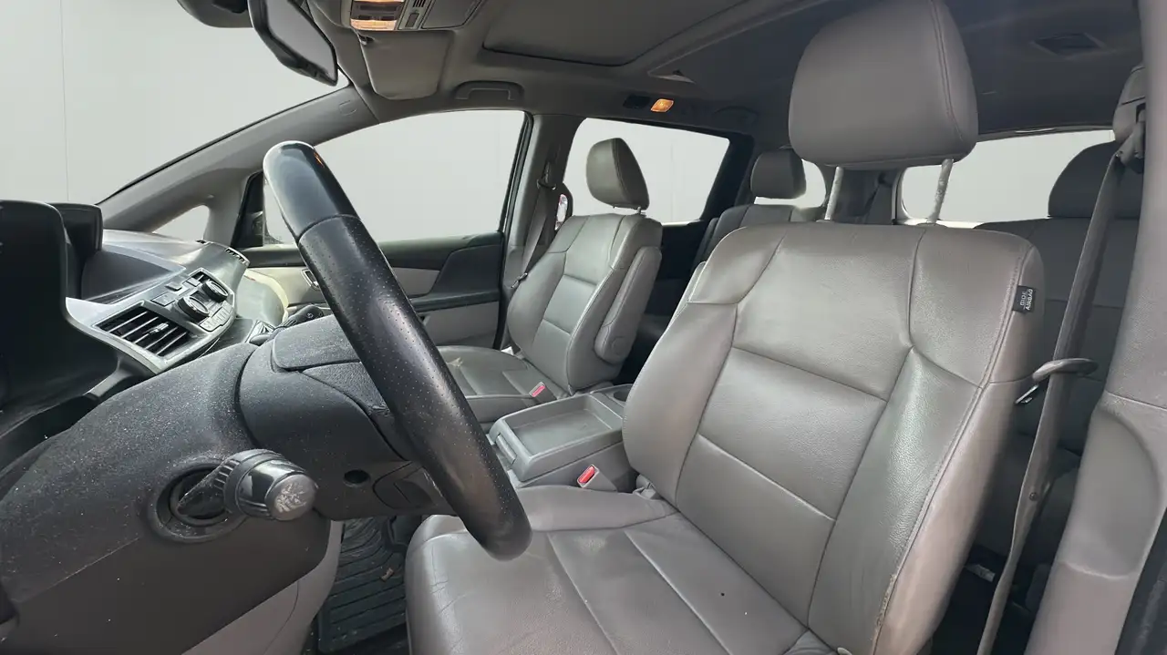 Honda Odyssey снимка Honda Odyssey