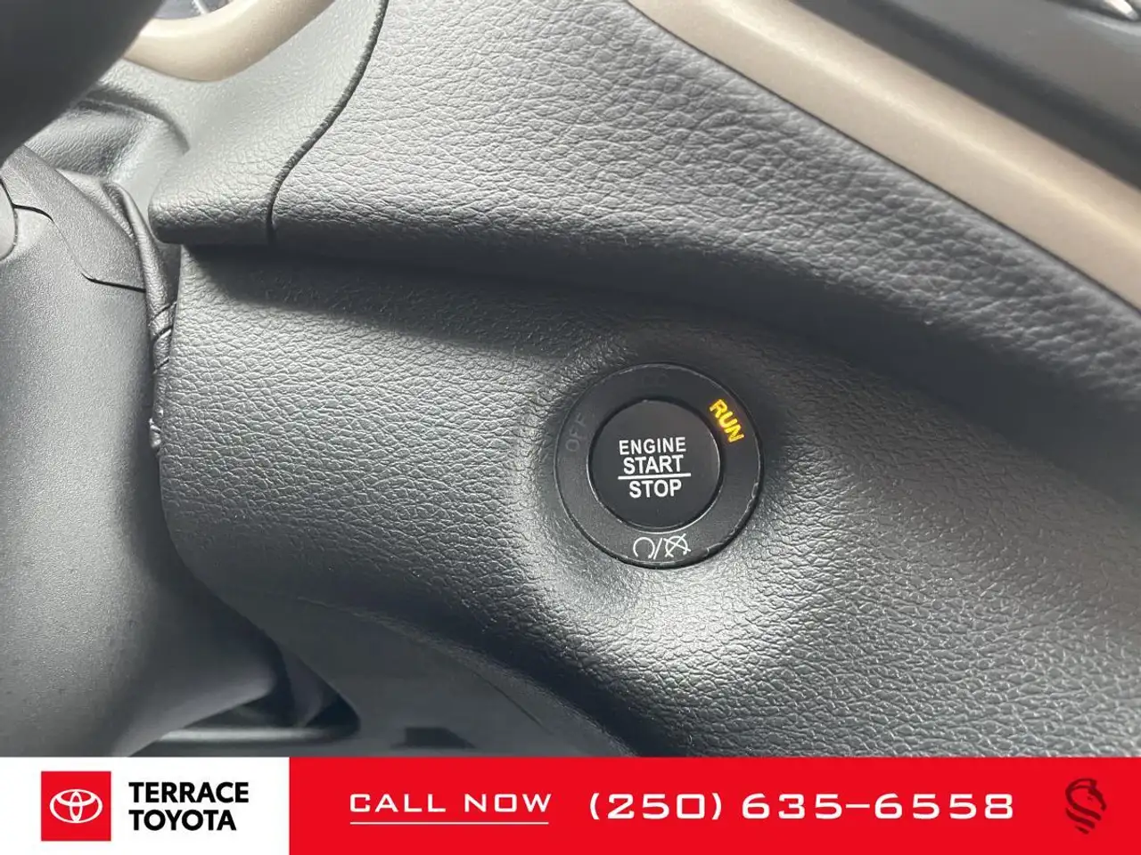 Jeep Cherokee photo Jeep Cherokee