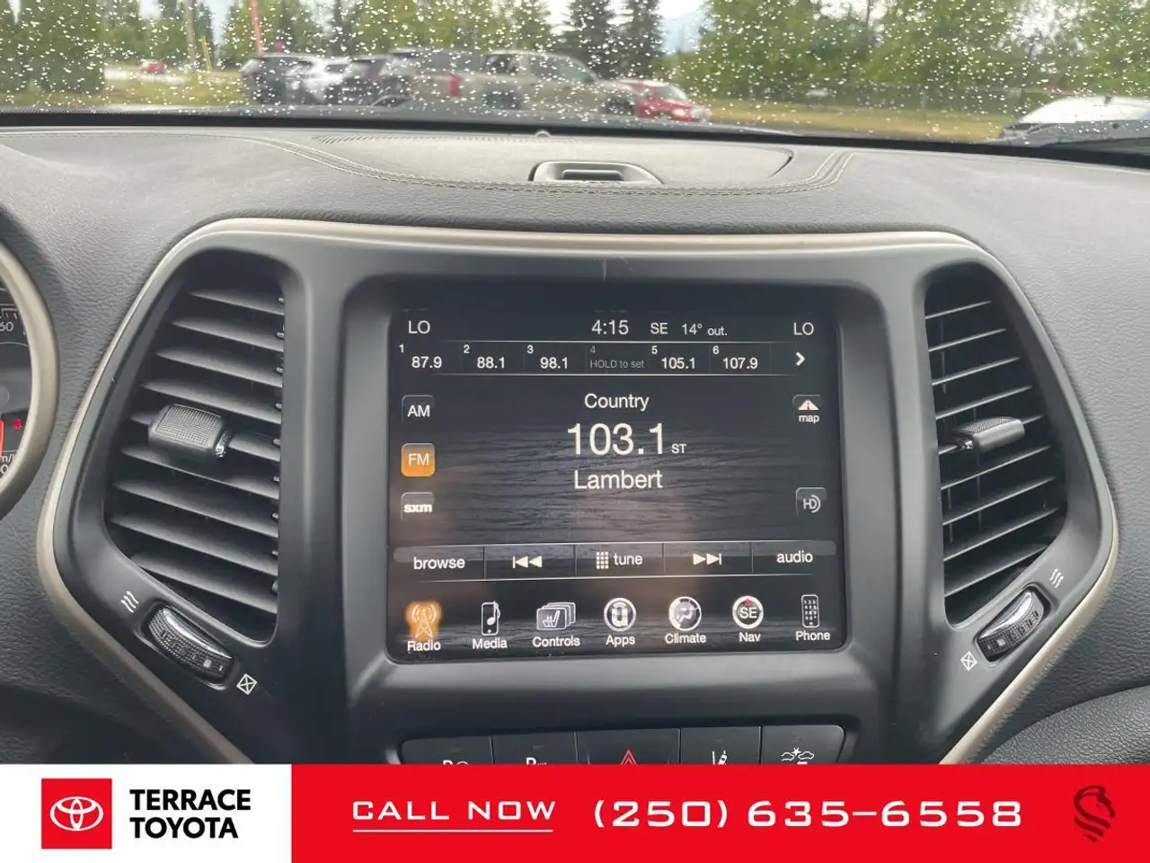 Jeep Cherokee photo Jeep Cherokee