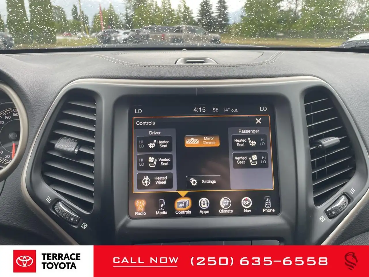 Jeep Cherokee photo Jeep Cherokee