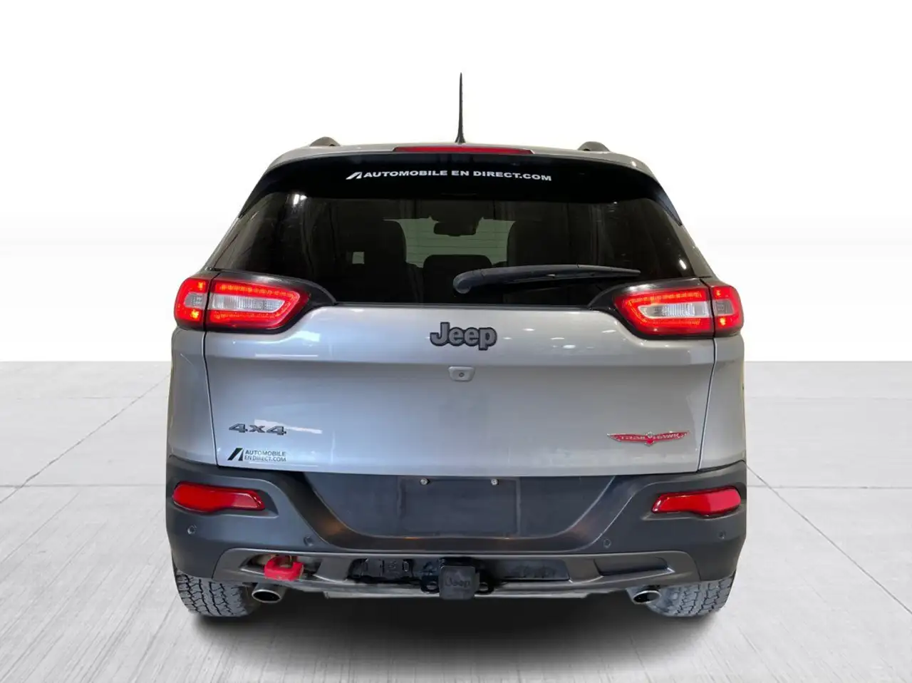Jeep Cherokee photo Jeep Cherokee