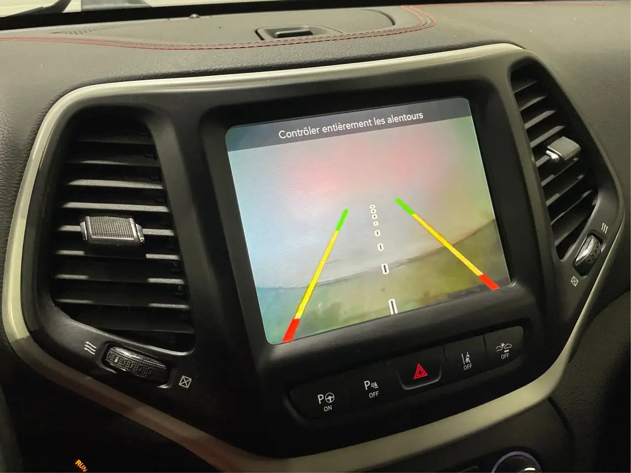 Jeep Cherokee photo Jeep Cherokee