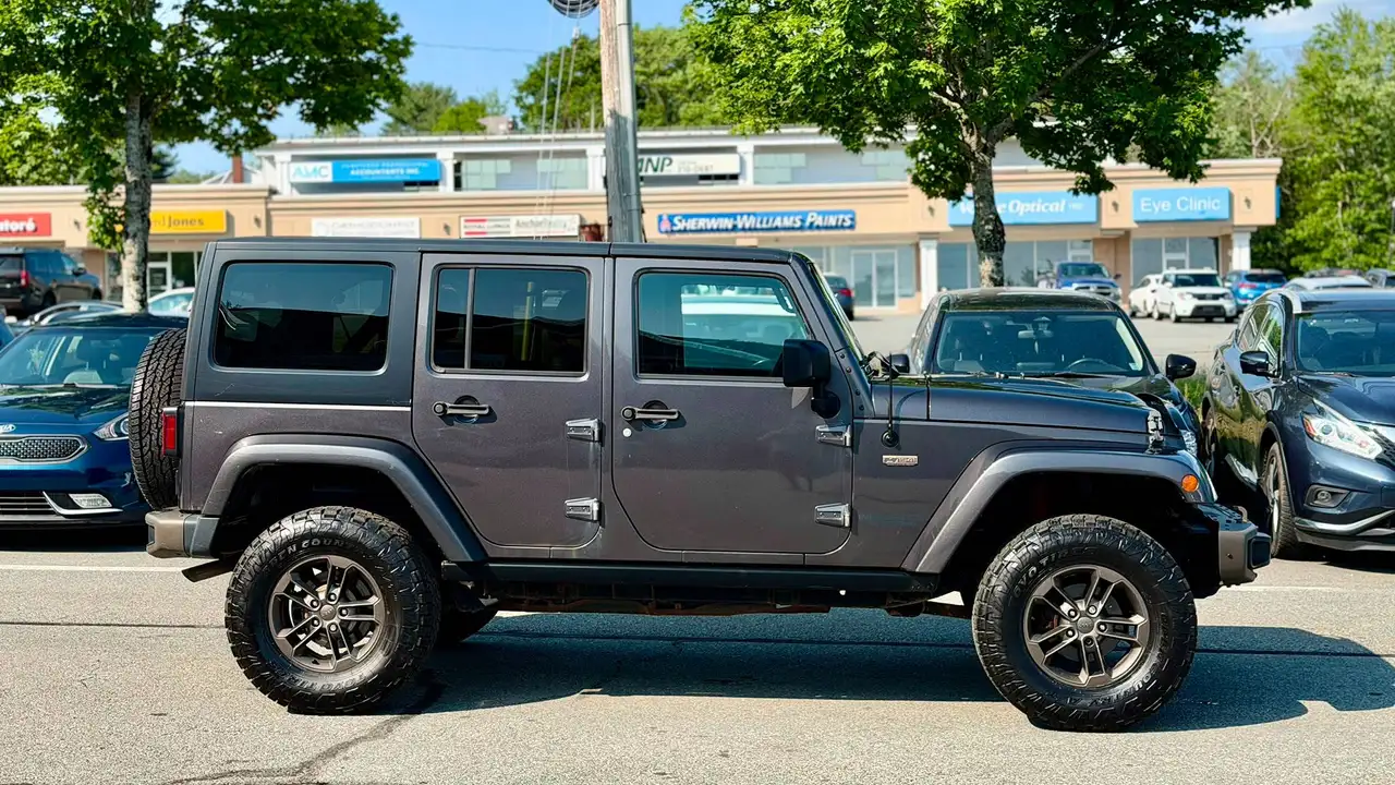 Jeep Wrangler photo Jeep Wrangler