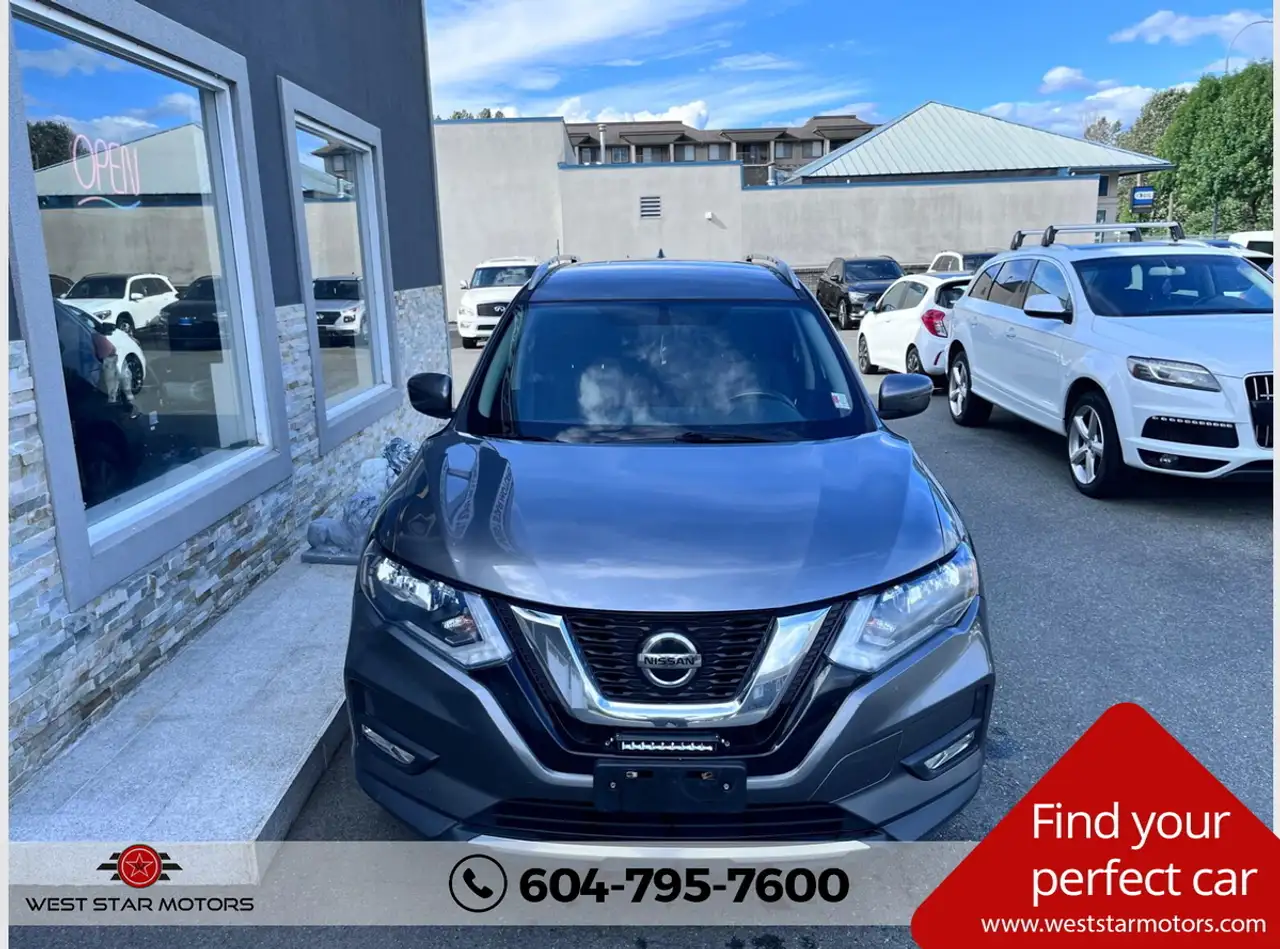 Nissan Rogue fotografie Nissan Rogue