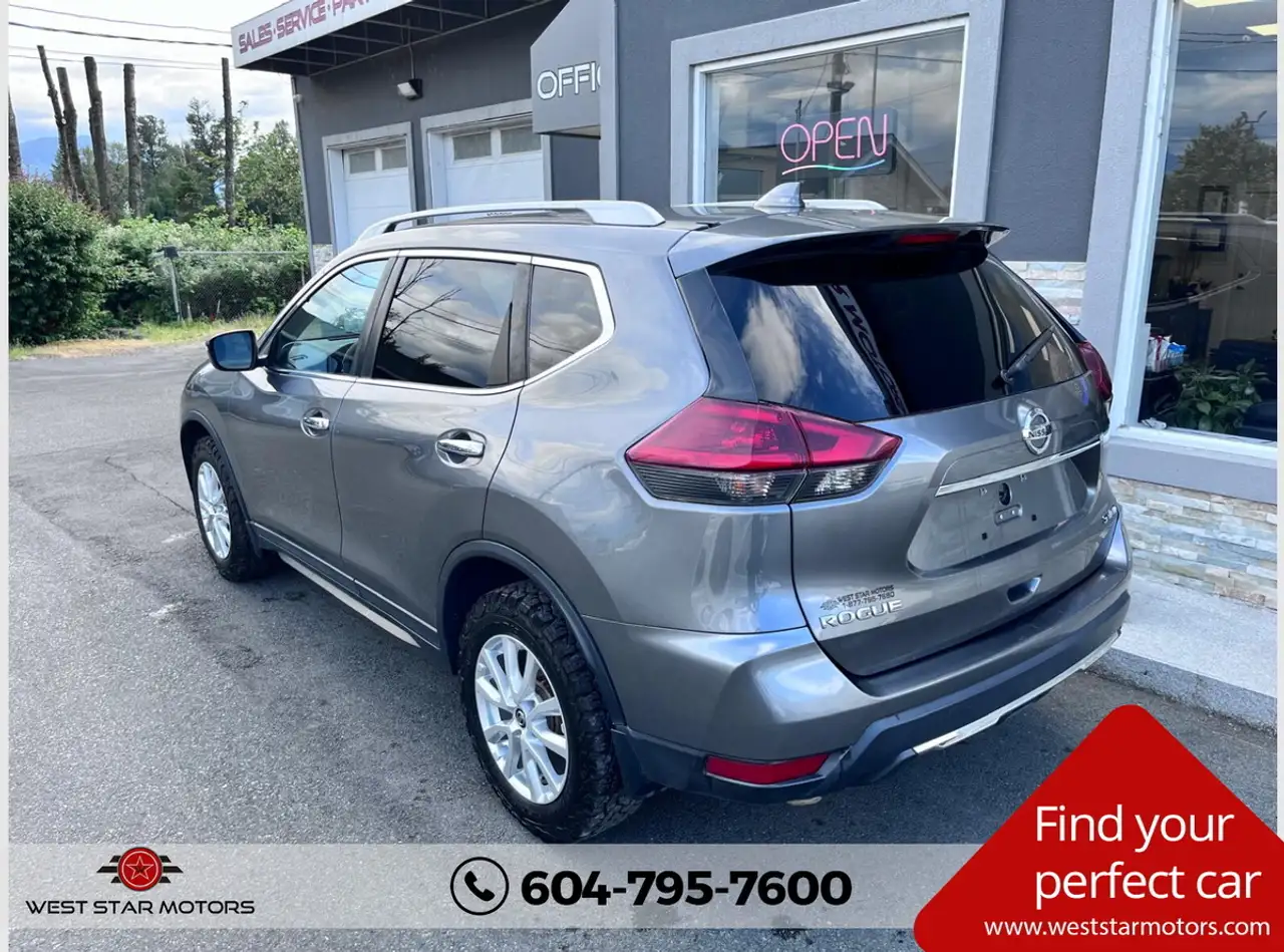 Nissan Rogue fotografie Nissan Rogue