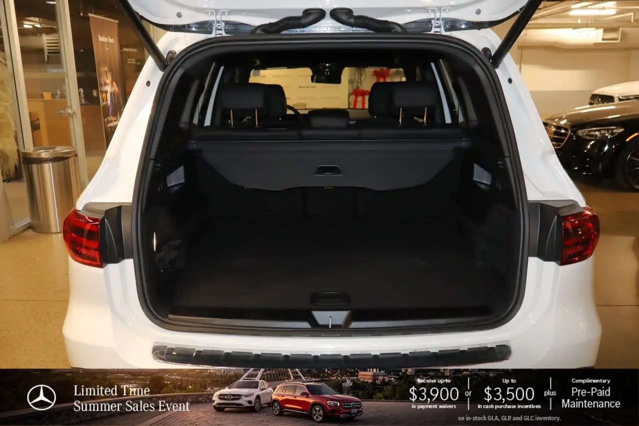Mercedes-Benz GLB photo Mercedes-Benz GLB