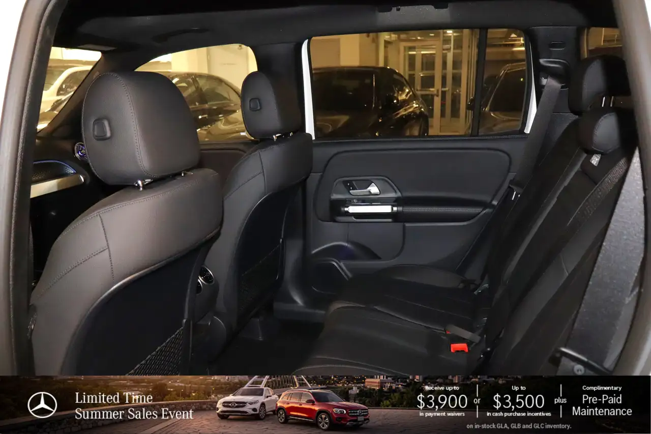Mercedes-Benz GLB photo Mercedes-Benz GLB