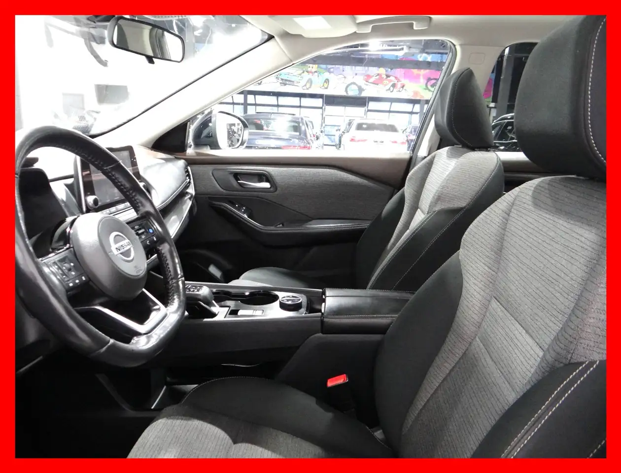 Nissan Rogue снимка Nissan Rogue