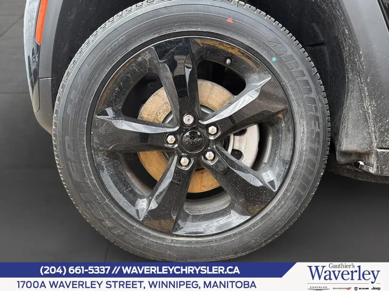 Jeep Grand Cherokee photo Jeep Grand Cherokee