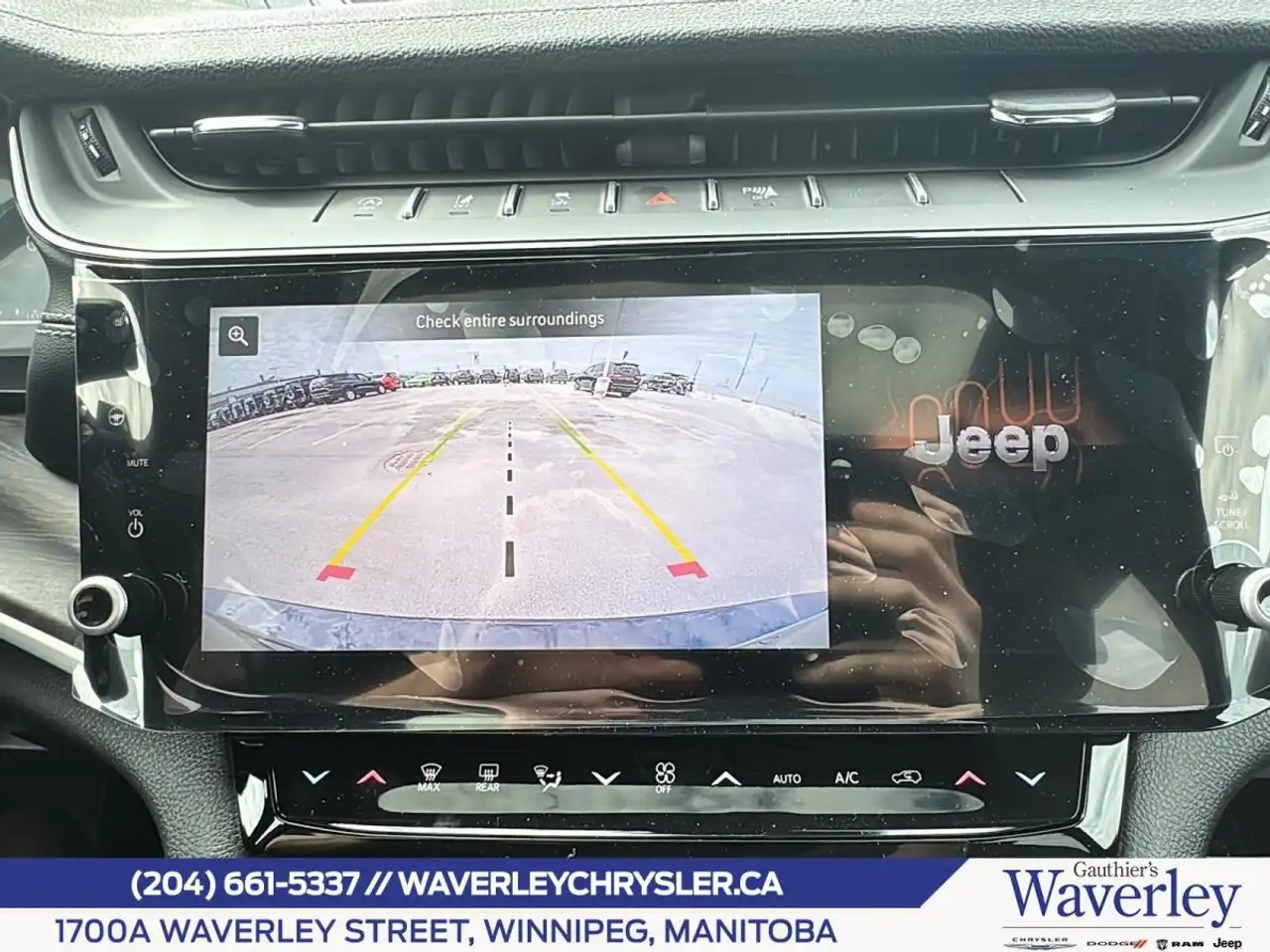 Jeep Grand Cherokee photo Jeep Grand Cherokee