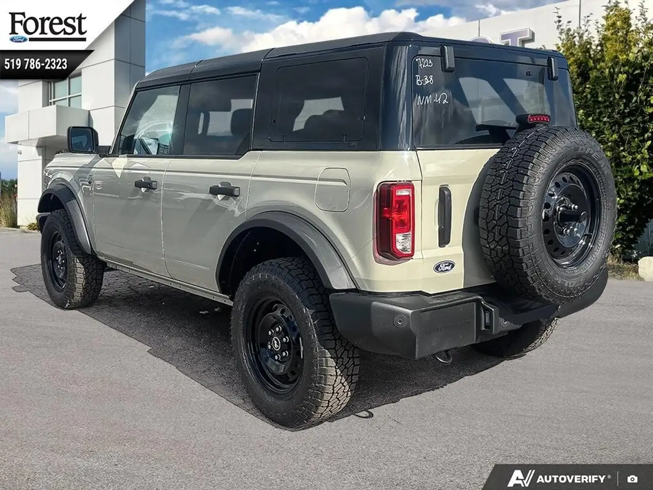 Ford Bronco снимка Ford Bronco