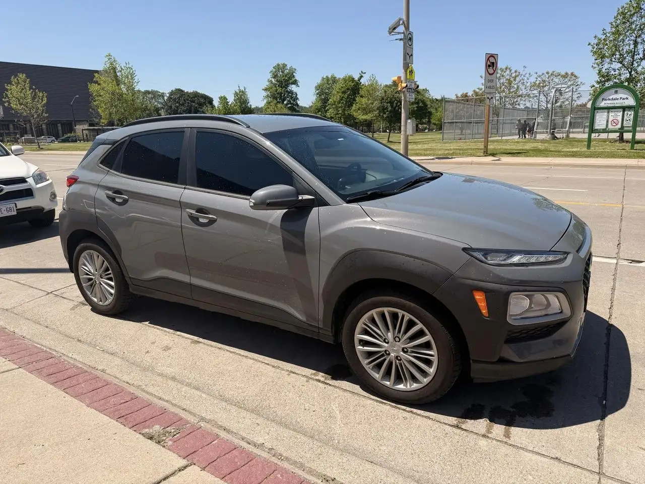 Hyundai KONA снимка Hyundai KONA