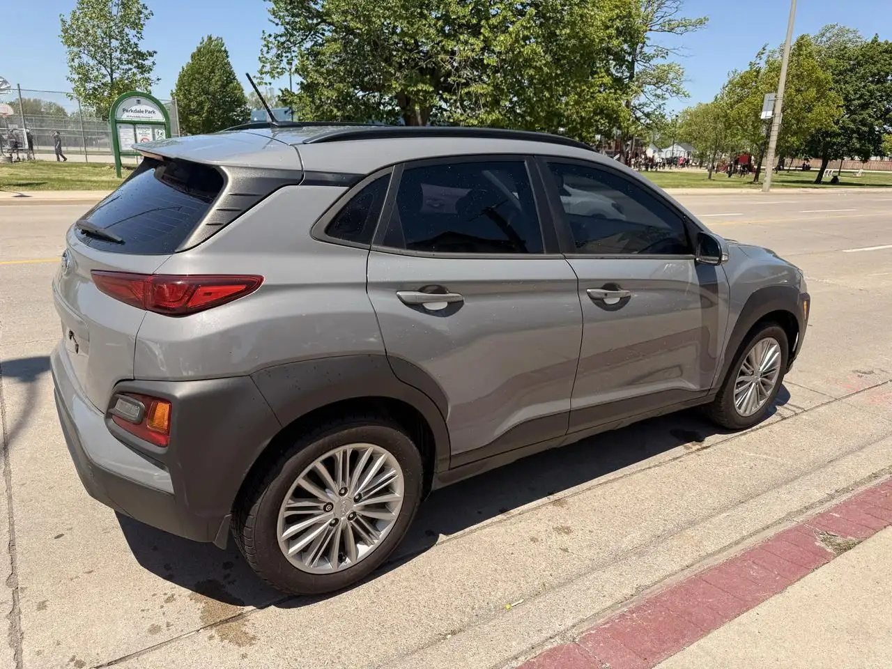 Hyundai KONA снимка Hyundai KONA