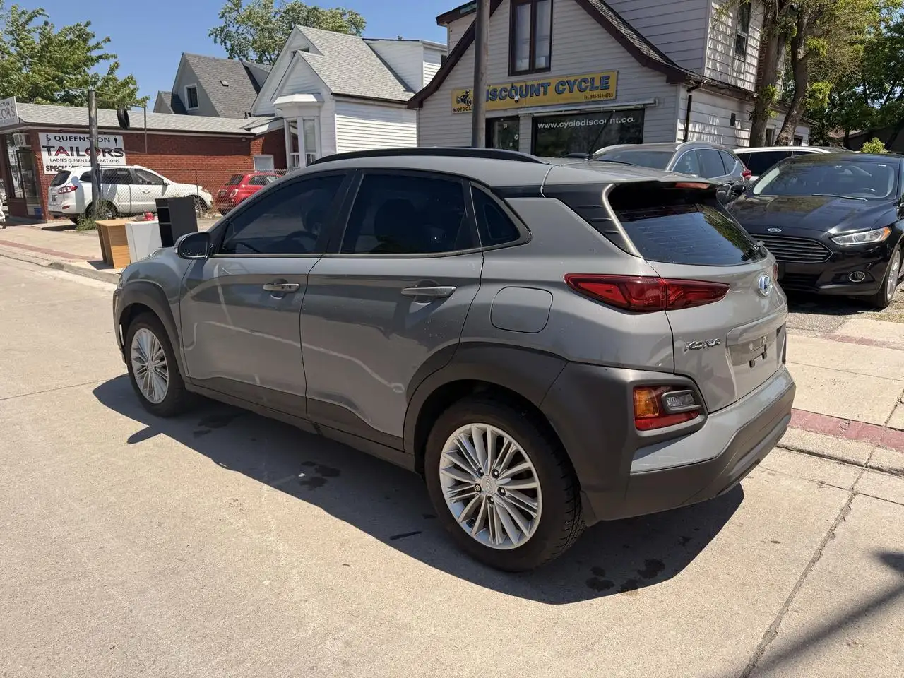 Hyundai KONA снимка Hyundai KONA