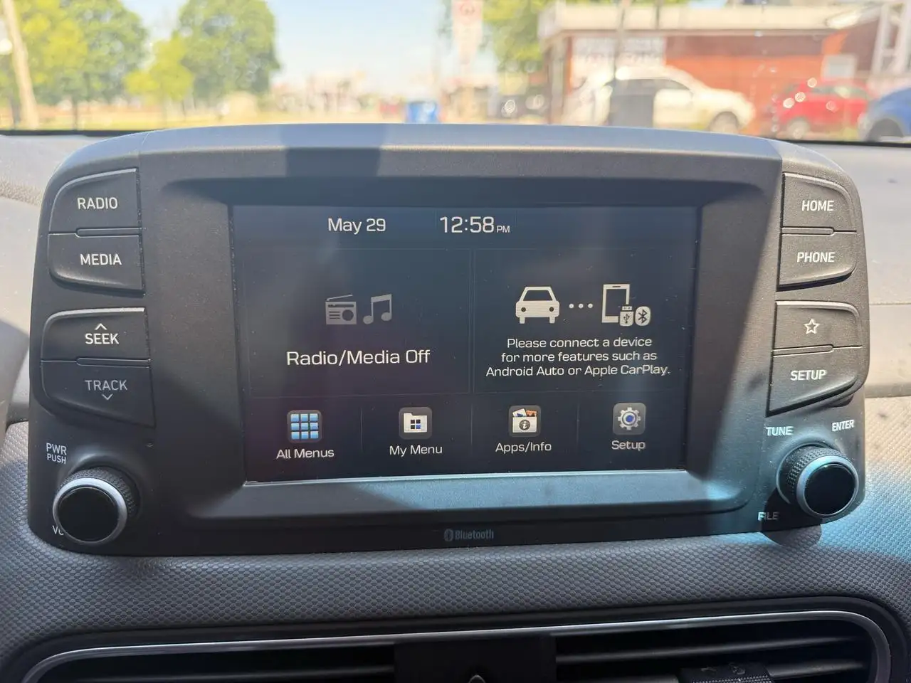 Hyundai KONA снимка Hyundai KONA