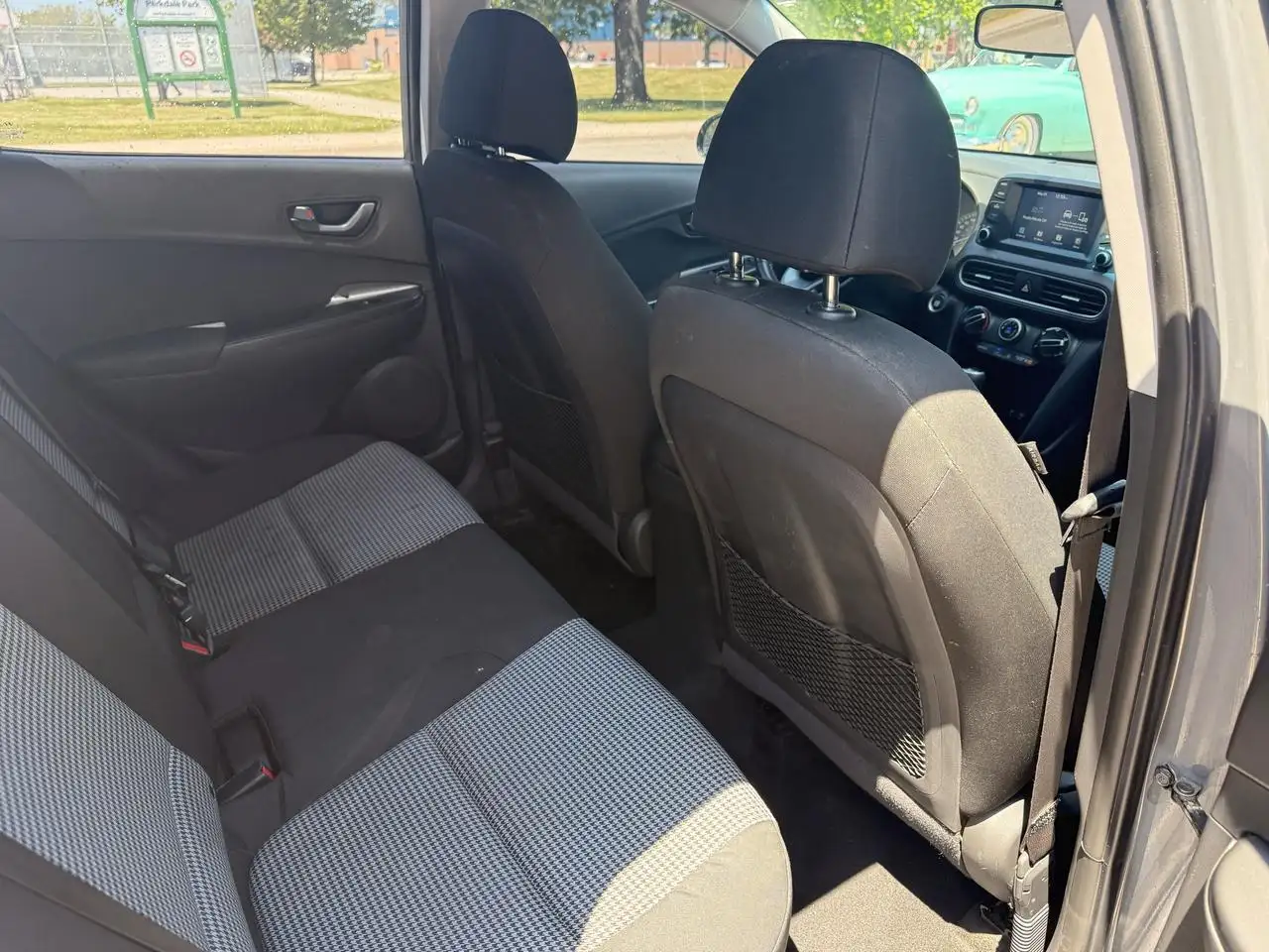Hyundai KONA снимка Hyundai KONA