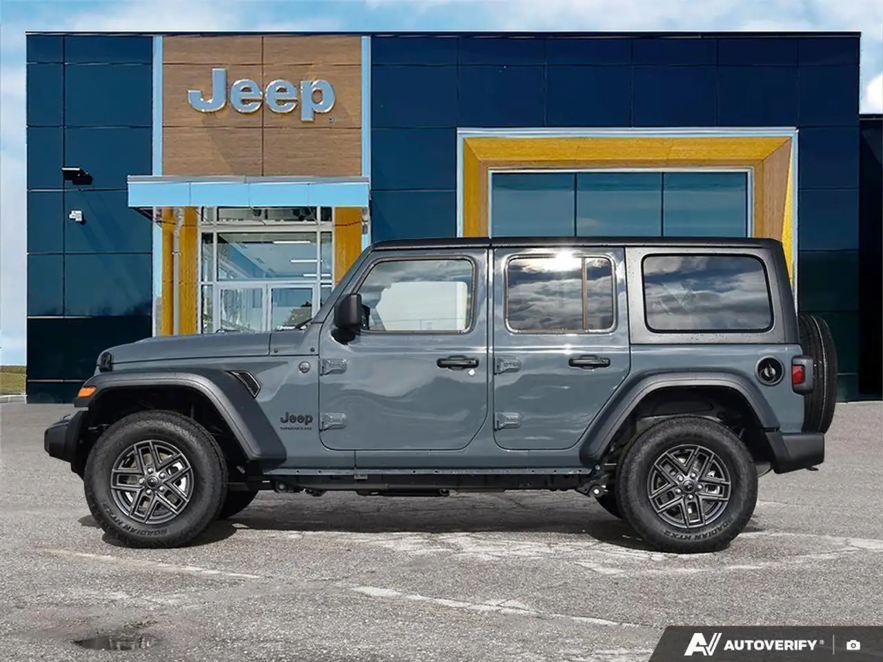 Jeep Wrangler photo Jeep Wrangler