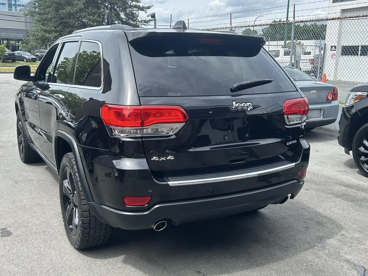 Jeep Grand Cherokee photo Jeep Grand Cherokee