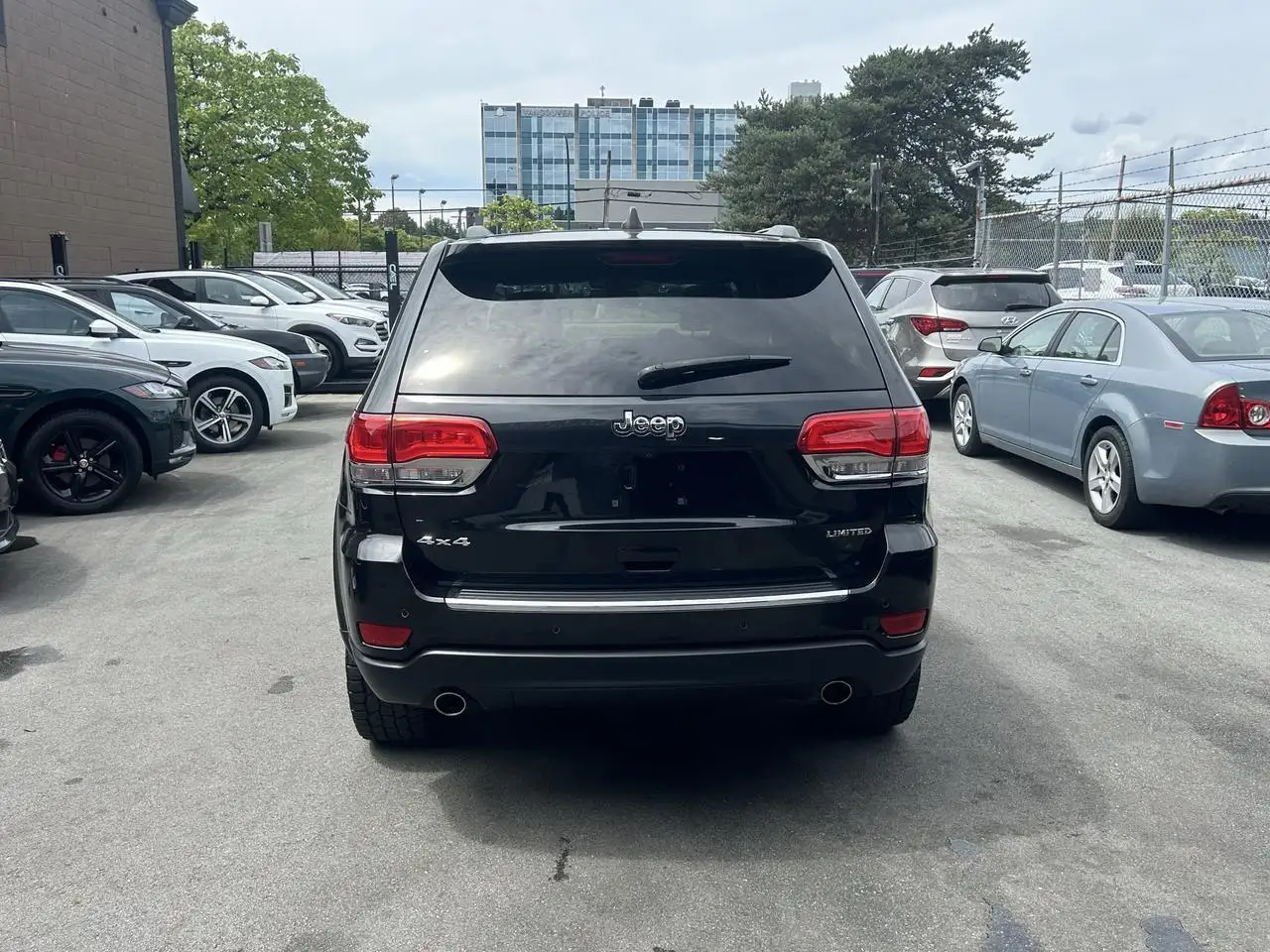 Jeep Grand Cherokee photo Jeep Grand Cherokee