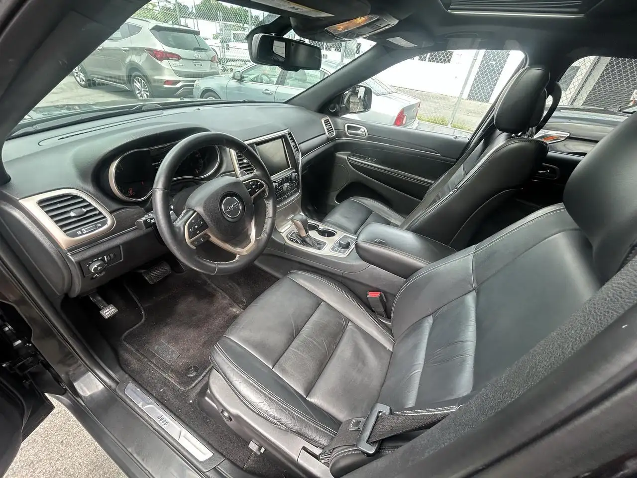 Jeep Grand Cherokee photo Jeep Grand Cherokee