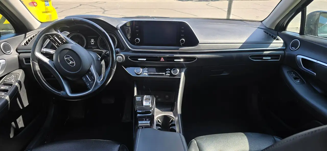 Hyundai SONATA снимка Hyundai SONATA