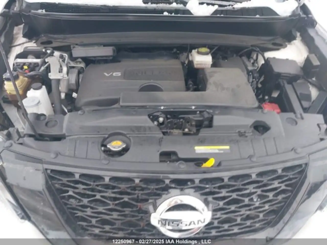 Nissan Pathfinder снимка Nissan Pathfinder