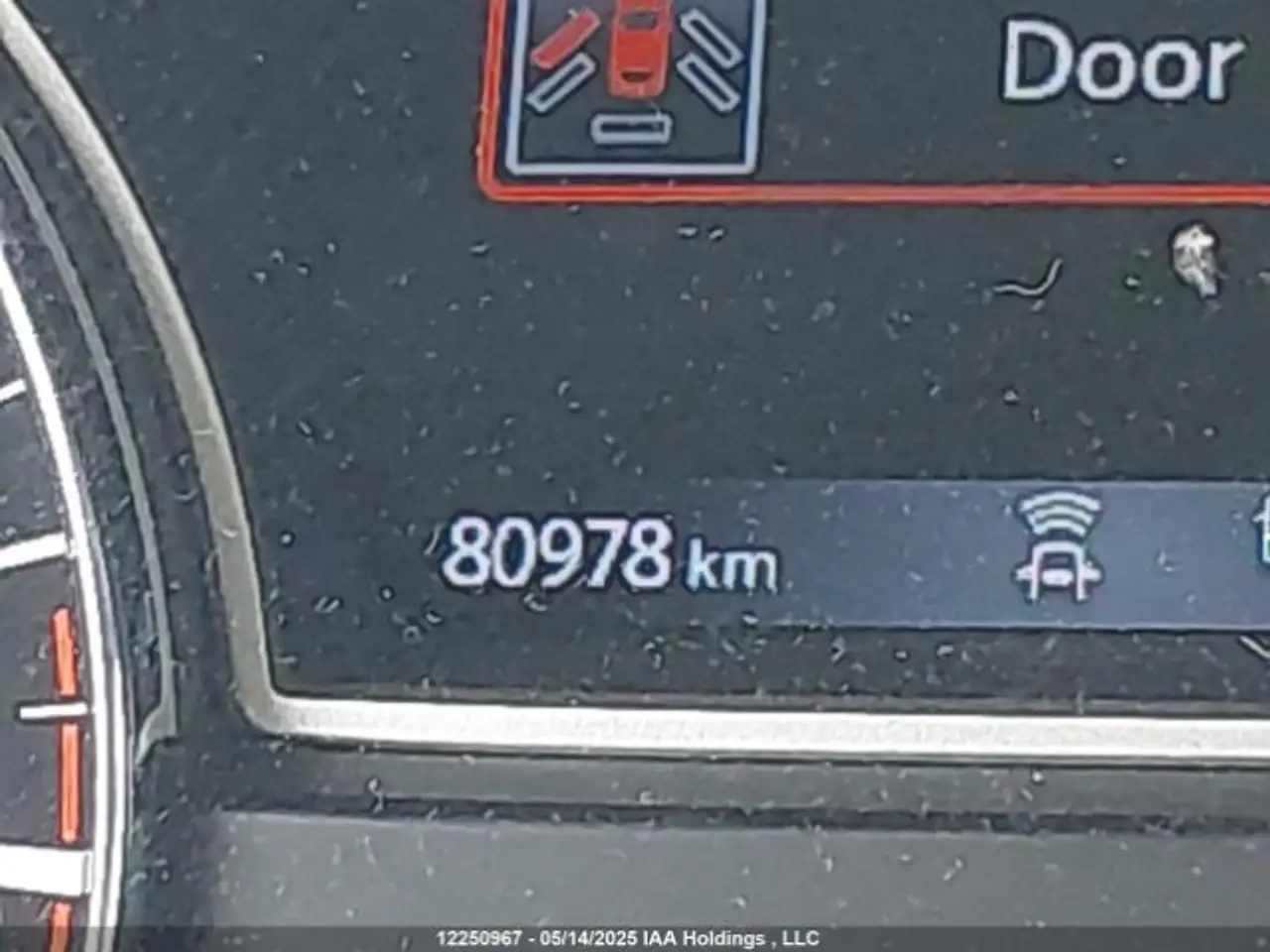 Nissan Pathfinder снимка Nissan Pathfinder