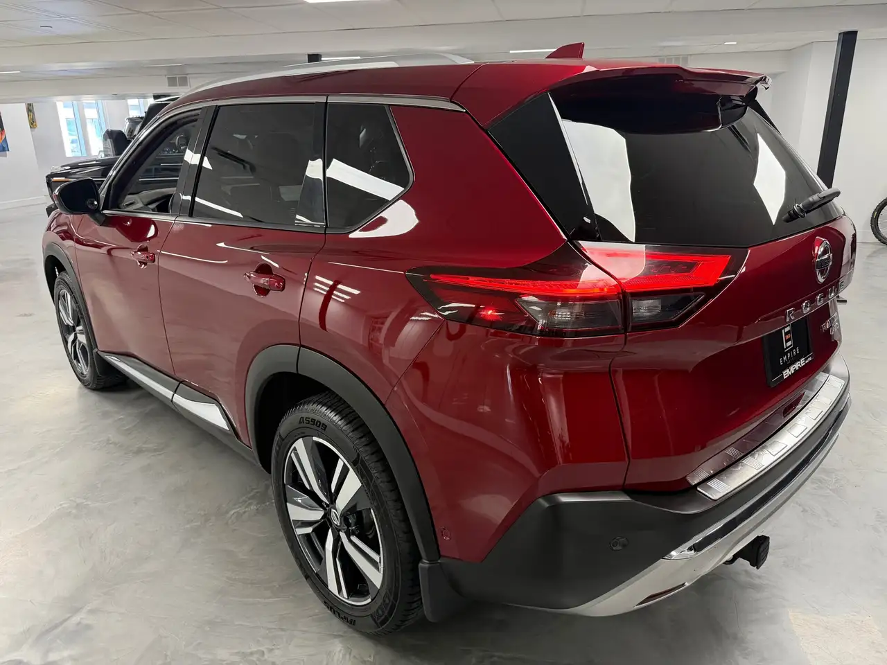 Nissan Rogue снимка Nissan Rogue