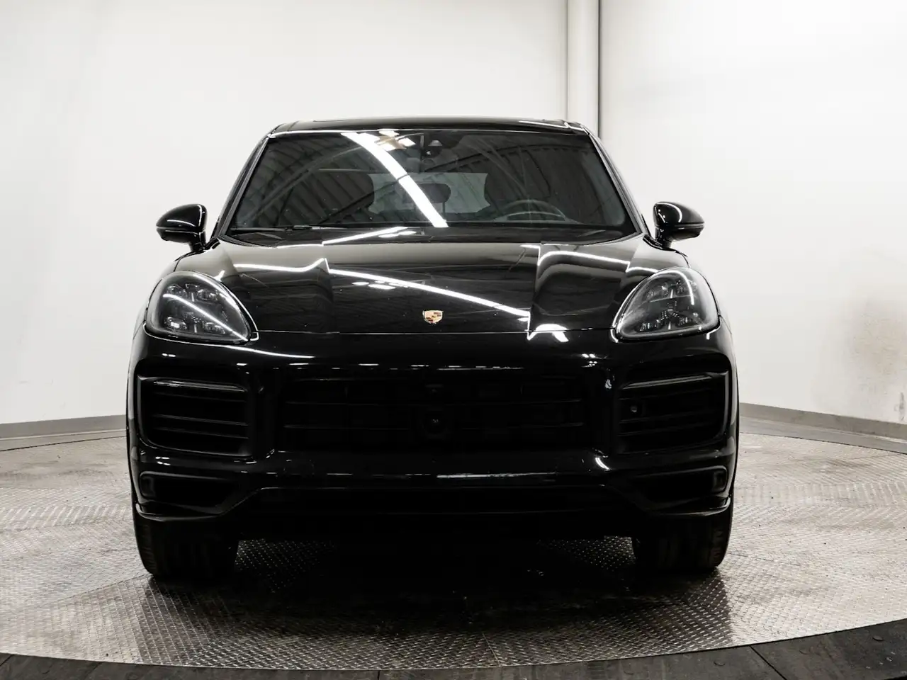 Porsche Cayenne снимка Porsche Cayenne