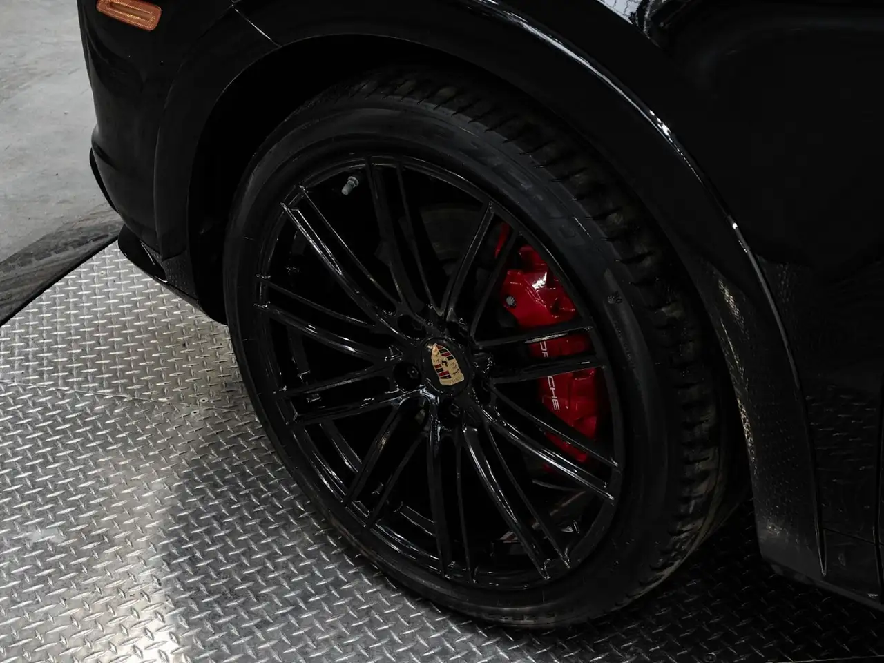 Porsche Cayenne снимка Porsche Cayenne