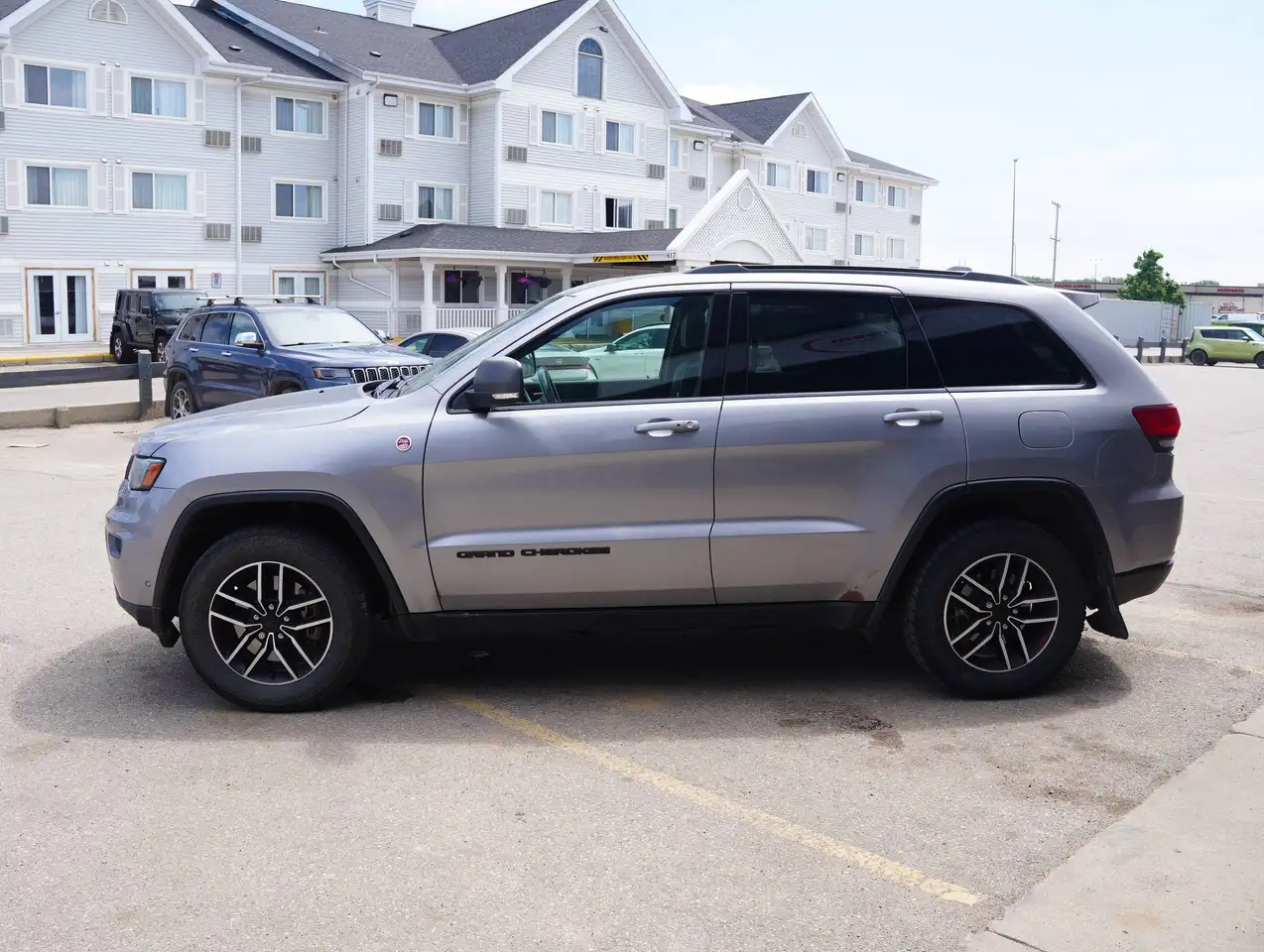 Jeep Grand Cherokee снимка Jeep Grand Cherokee