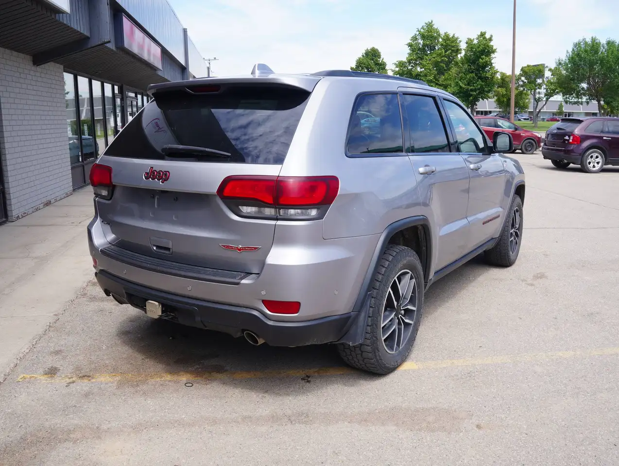 Jeep Grand Cherokee снимка Jeep Grand Cherokee