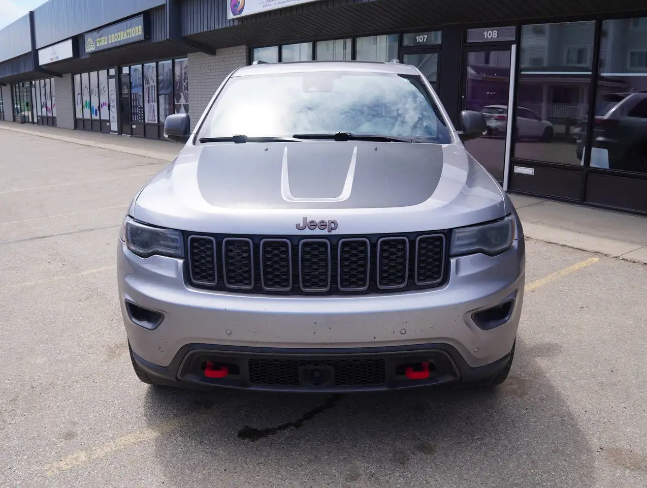 Jeep Grand Cherokee снимка Jeep Grand Cherokee
