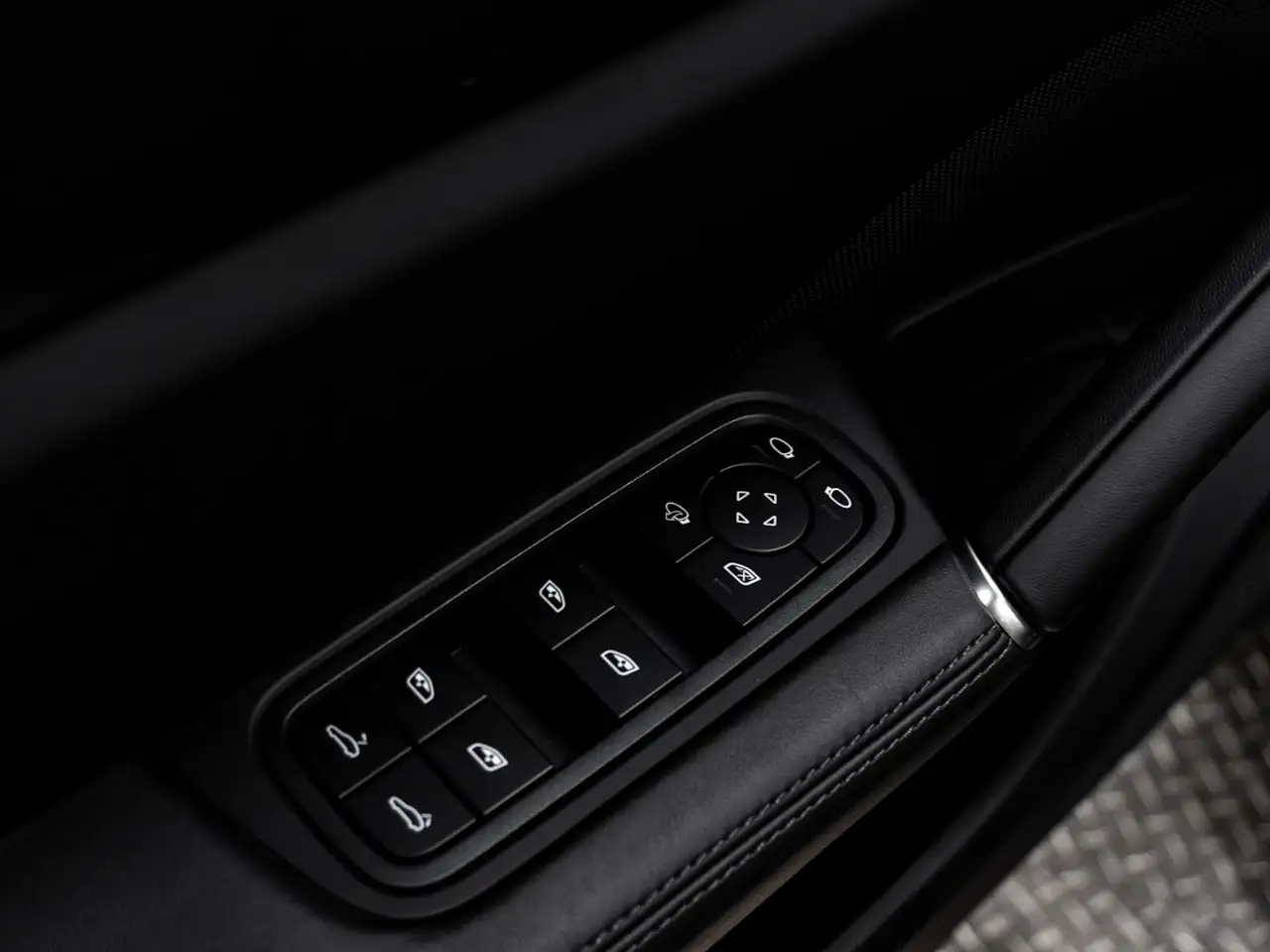 Porsche Cayenne снимка Porsche Cayenne