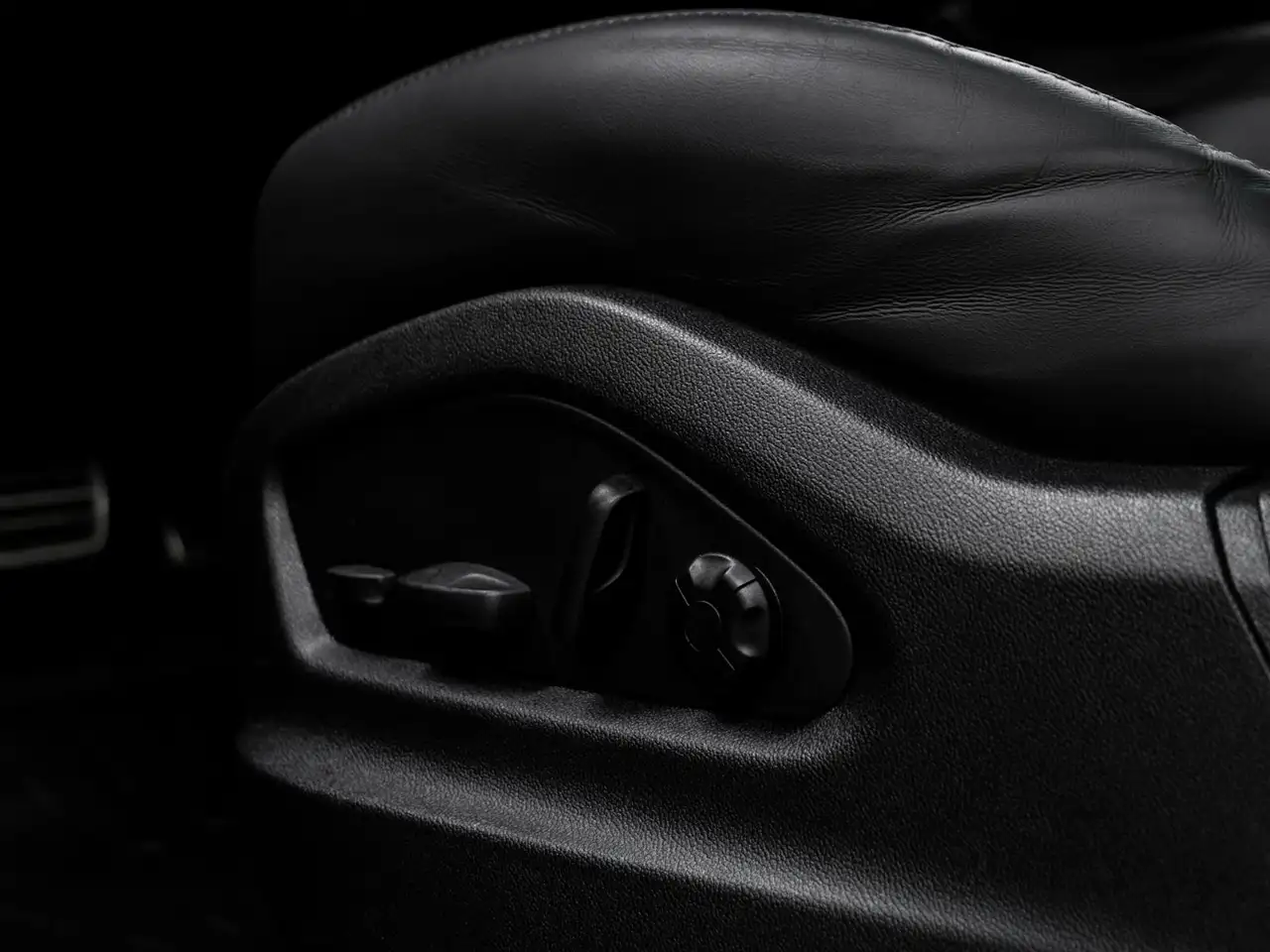 Porsche Cayenne снимка Porsche Cayenne