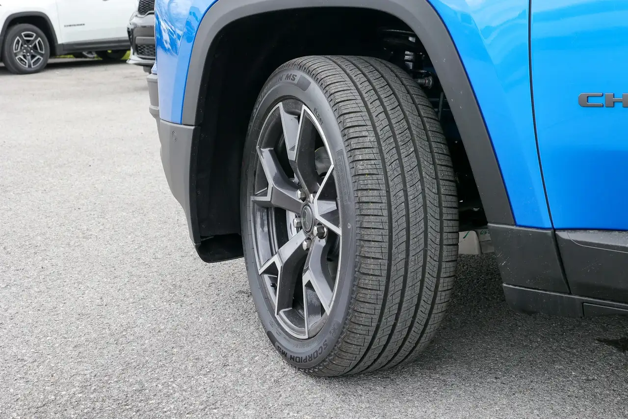 Jeep Cherokee photo Jeep Cherokee