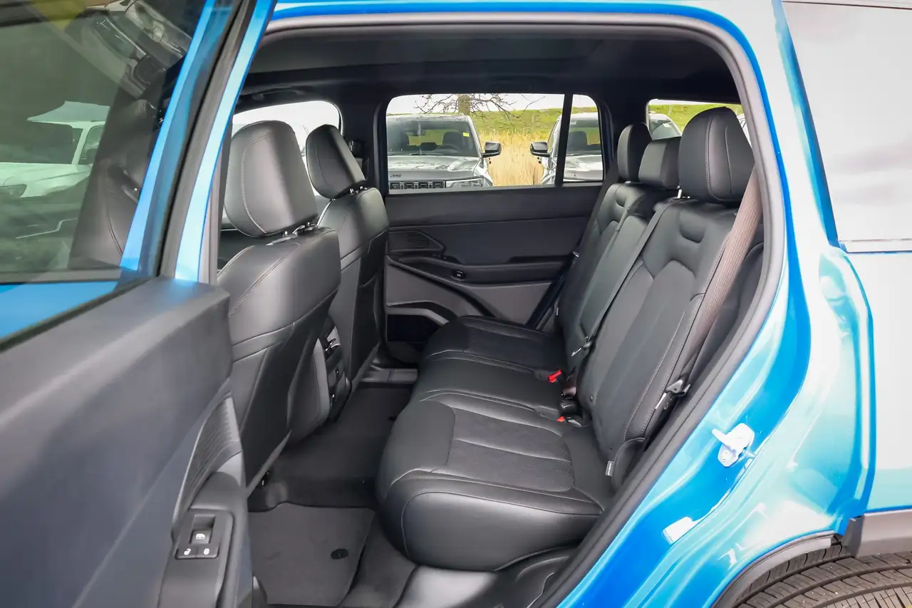 Jeep Cherokee photo Jeep Cherokee