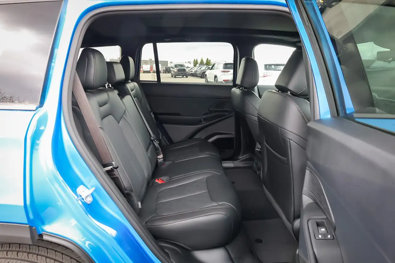 Jeep Cherokee photo Jeep Cherokee