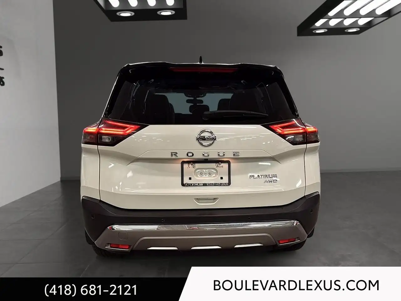 Nissan Rogue fotografie Nissan Rogue